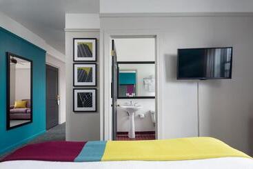 هتل City Suites