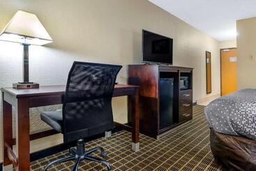 هتل Econo Lodge