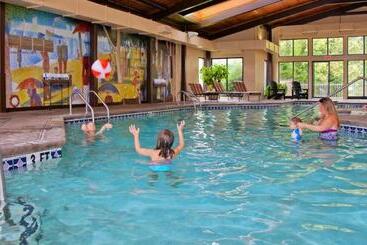 Music Road Resort Hotel And Inn