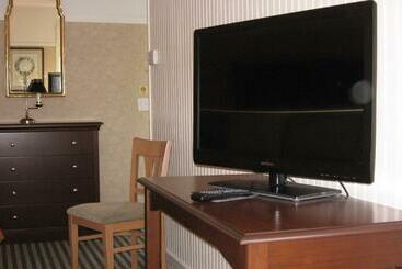 هتل Nantucket Inn