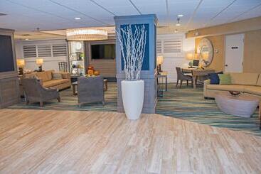 هتل Nautilus Inn  Daytona Beach