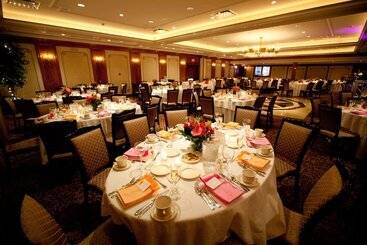 فندق Norwalk Inn & Conference Center