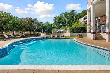 ホテル Renaissance Dallas North
