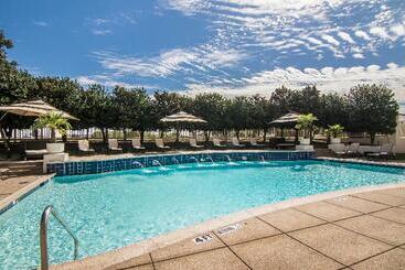 ホテル Renaissance Dallas North