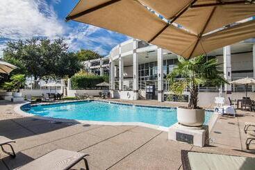 ホテル Renaissance Dallas North