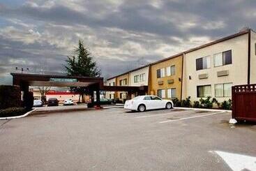 ホテル Rodeway Inn