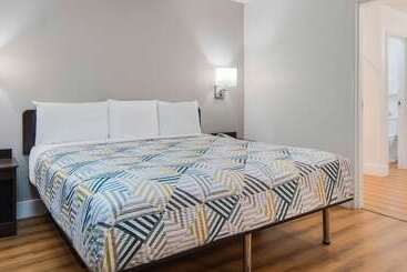 Motel 6addison, Tx  Dallas