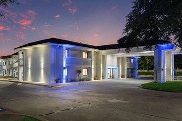 Motel 6addison, Tx  Dallas