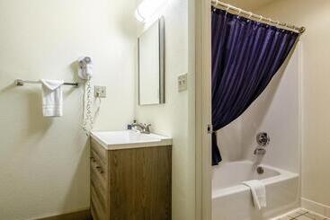 مُتل Americas Best Value Inn & Suites Ft. Collins E At I25