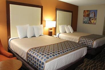 مُتل Westbridge Inn And Suites
