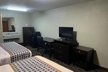 مُتل Westbridge Inn And Suites