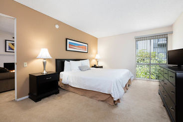 Avalon Toluca Hills by Oakwood