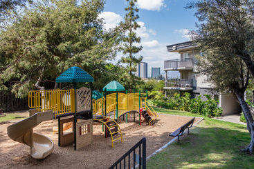 Avalon Toluca Hills by Oakwood