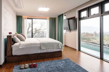 Jeju 29 Pool Villa