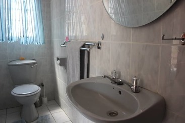 پانسیون Gabzone Guesthouse