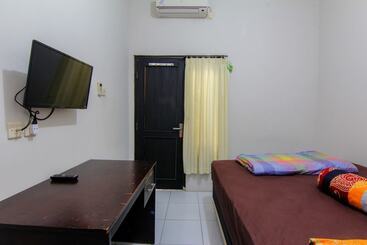 پانسیون Jj House Wahid Hasyim