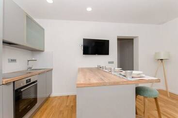 Apartments M & M