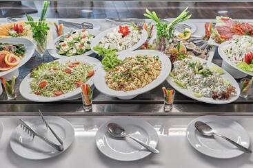 Bilyana Beach Hotel   All Inclusive & Free Beach Access