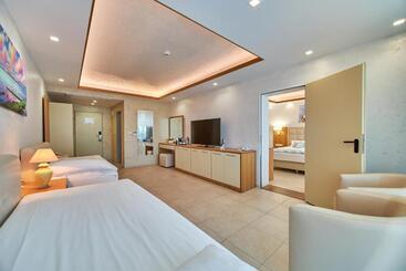Bilyana Beach Hotel   All Inclusive & Free Beach Access