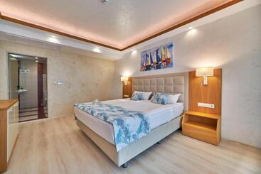 Bilyana Beach Hotel   All Inclusive & Free Beach Access