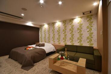 هتل Ageha Cinq Boutique