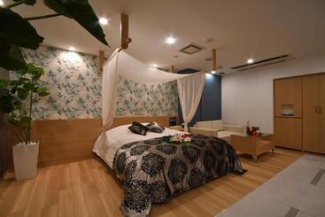 هتل Ageha Cinq Boutique