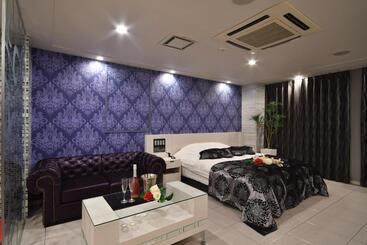 هتل Ageha Cinq Boutique