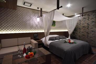 هتل Ageha Cinq Boutique