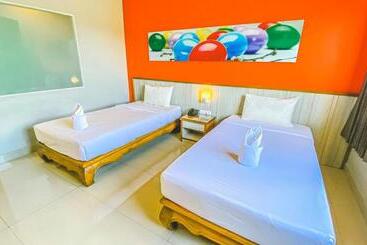 K2 Hotel @ Airport