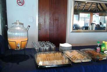 پانسیون Eleventh Avenue Guesthouse & Conferencing