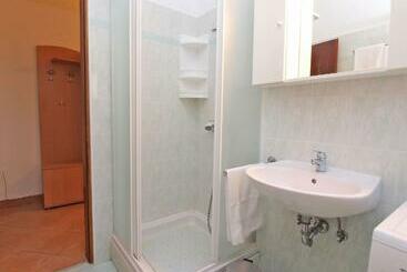 Apartment 1136