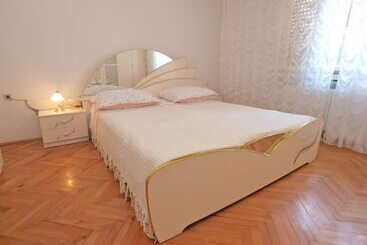 Apartment 1341
