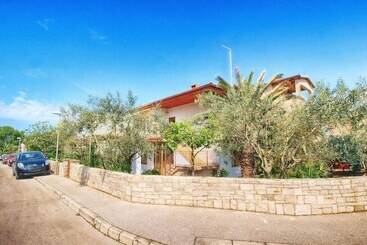 Apartment 1341
