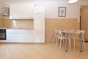 Apartment 1406