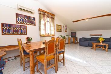 Kamelija Apartments 316