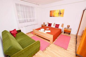 Apartment Jolanka