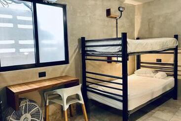 Moloch Hostel & Suites