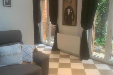 Пансион Guesthouse La Villae