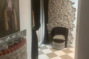 Пансион Guesthouse La Villae