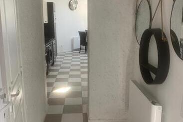 Пансион Guesthouse La Villae