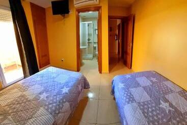 Hostal La Estacion - Benajarafe