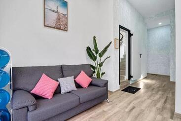 پانسیون Umihouse Apartamentos Centro Alicante