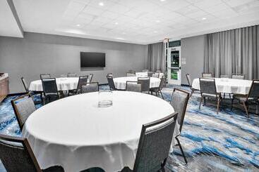هتل Fairfield Inn & Suites Columbus New Albany