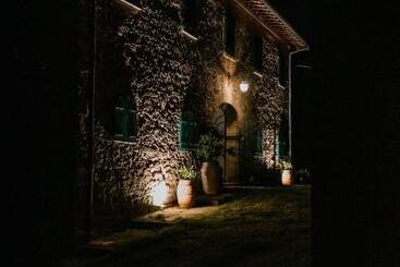 هتل Perelli Winery