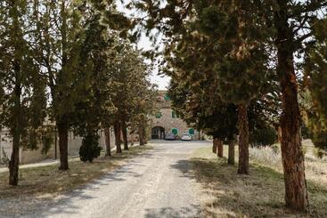 هتل Perelli Winery