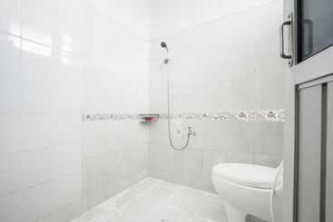 هتل Oyo 2319 Tengkawang Residence