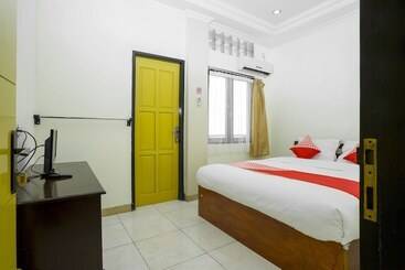هتل Oyo 2319 Tengkawang Residence
