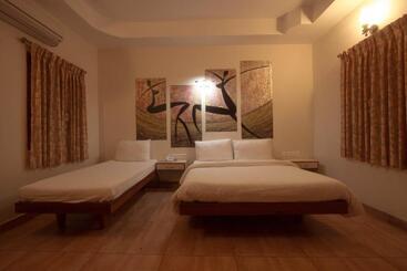هتل G S Resort