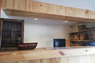 هتل Anggun Lodge