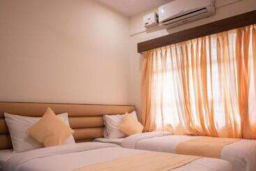 هتل Sharda Residency